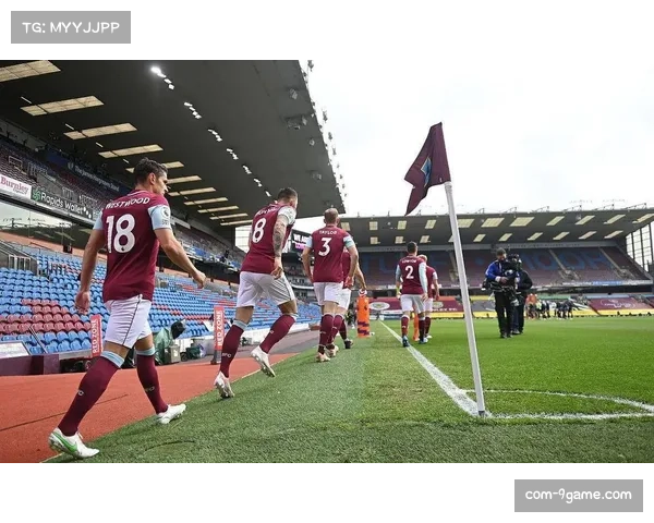 勒沃库森客场战力明显逊色，主客场表现差异制约排名提升